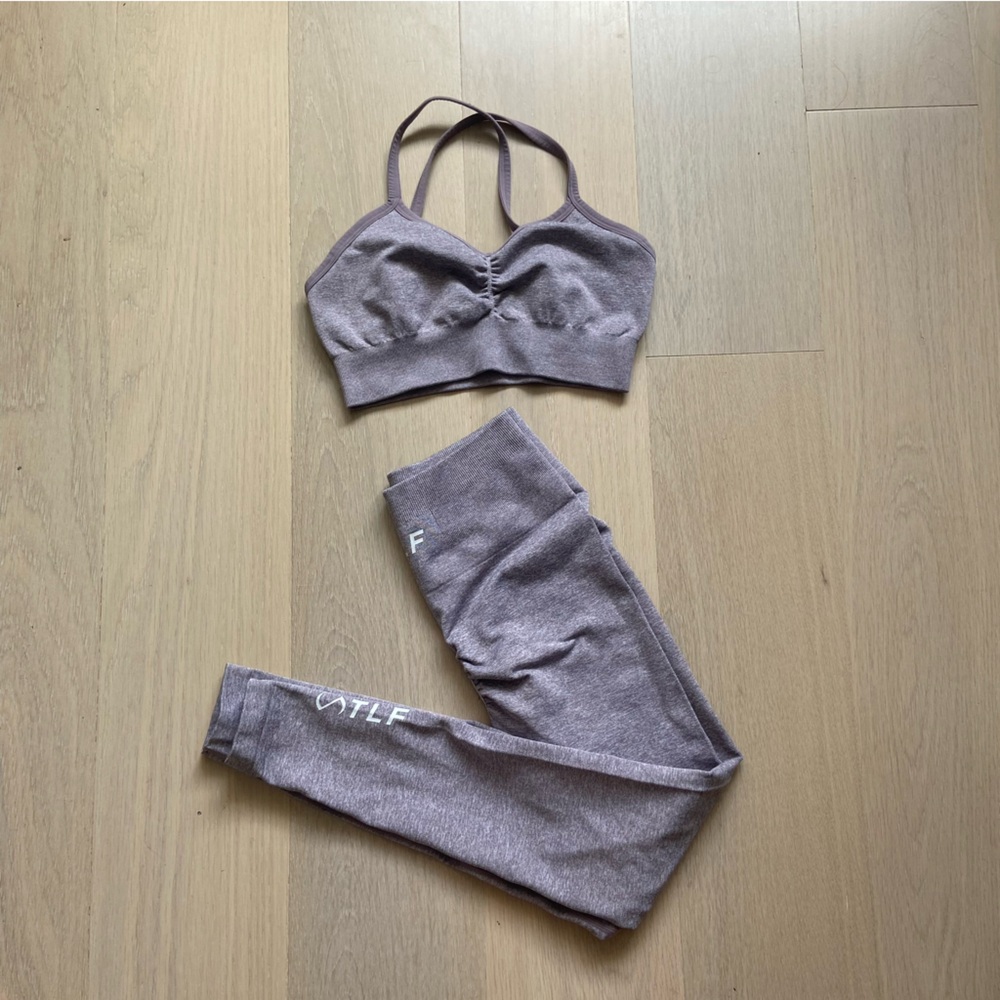 TLF Apparel seamless scrunch leggings & bra